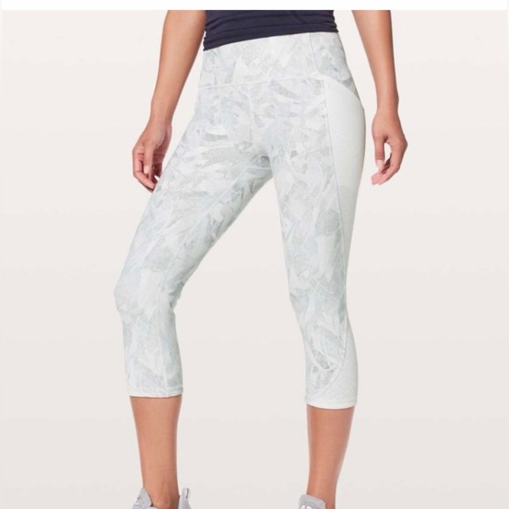 lululemon athletica white breezy dot crop Patterned Cropped Leggings